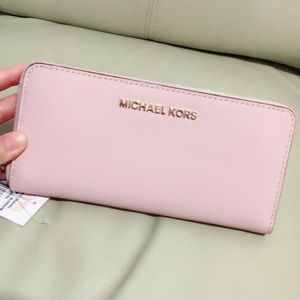 NWT Michael Kors Wallet